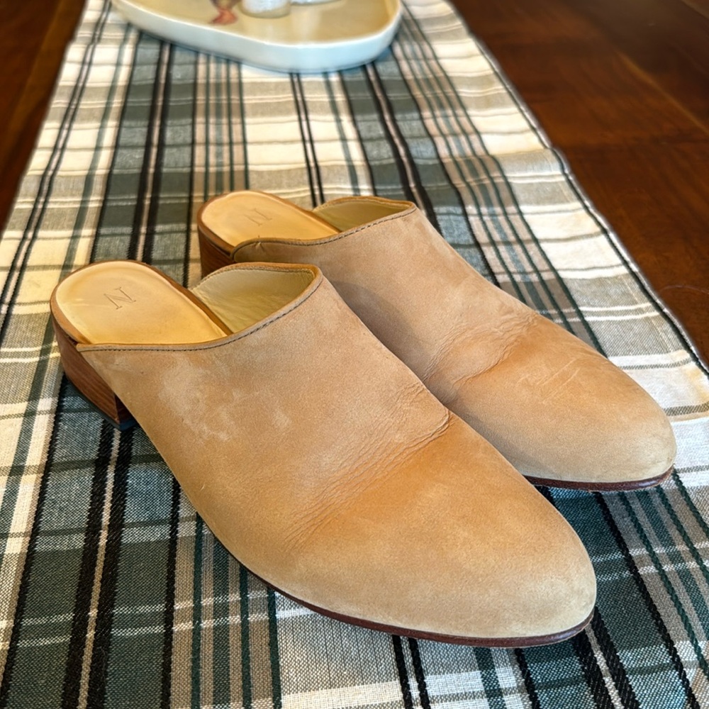 Nisolo Mariella Camel Leather Mule